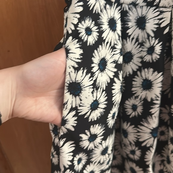 Sundress - Picture 3 of 5